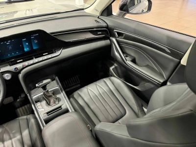 FAW Bestune T55 Beyond 1.5 АМТ превью 10