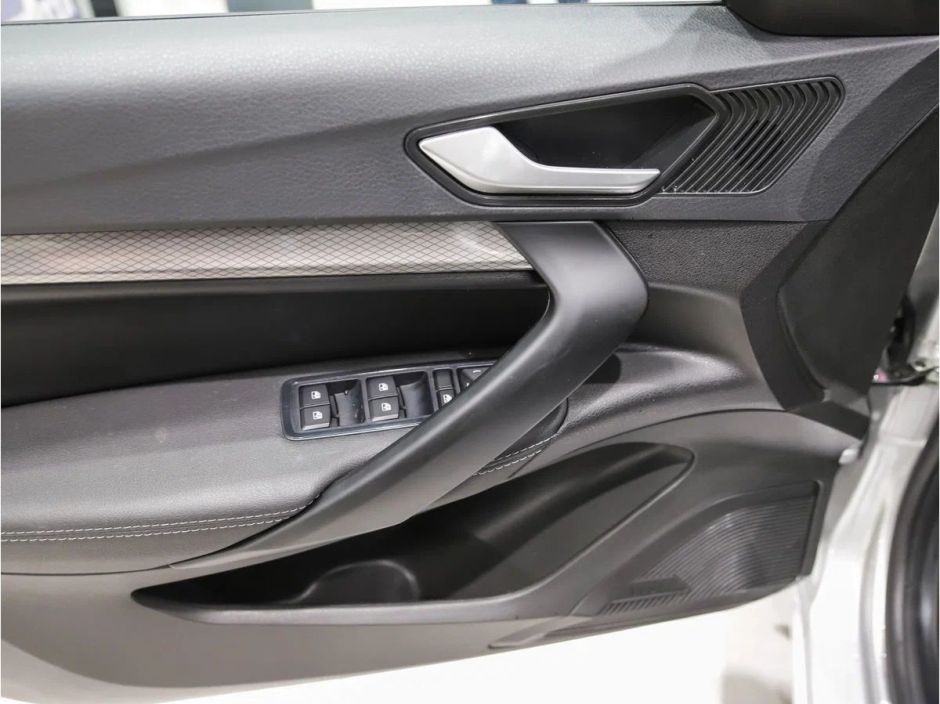 Lada Vesta Life'24 1.6 CVT фото 12