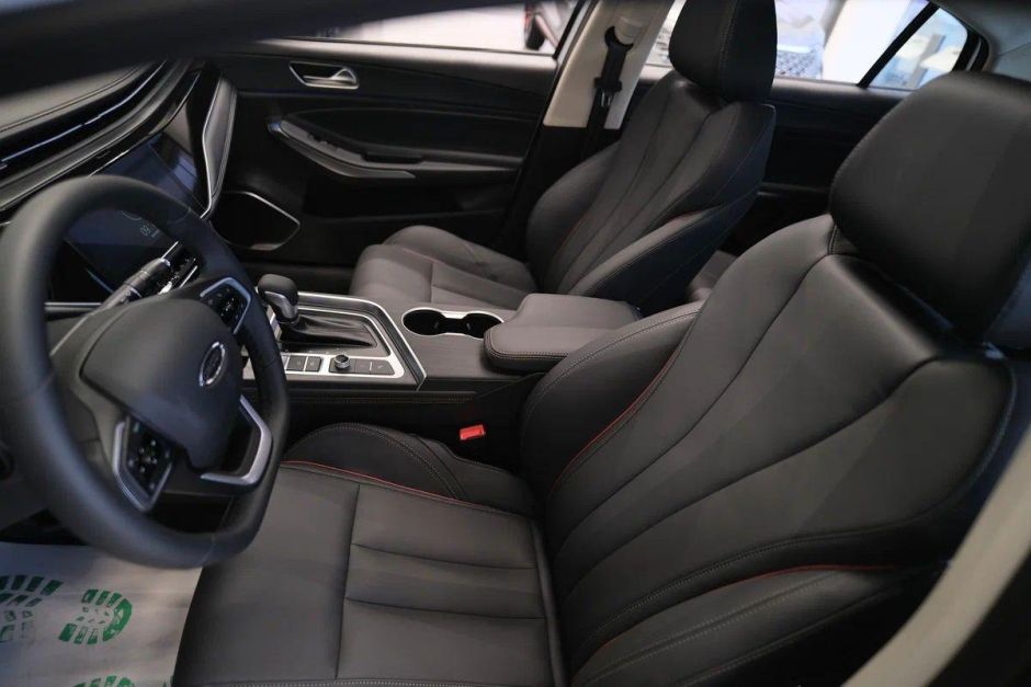 Omoda S5 Tech 1.5 CVT фото 5