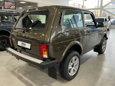 Lada Niva Legend Luxe'24 1.7 МКПП превью 4