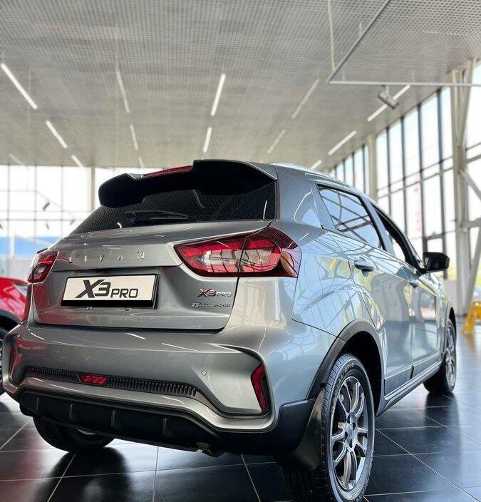 Livan X3 Pro Luxury 1.5 CVT, 2024 фото 2