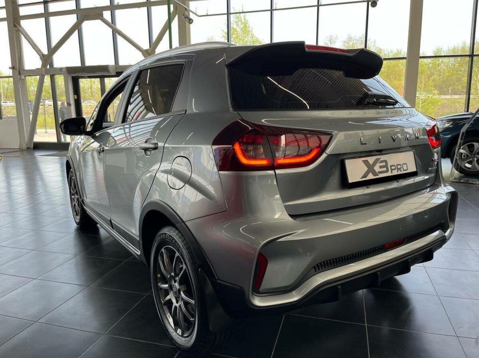 Livan X3 Pro Luxury 1.5 CVT, 2024 фото 3