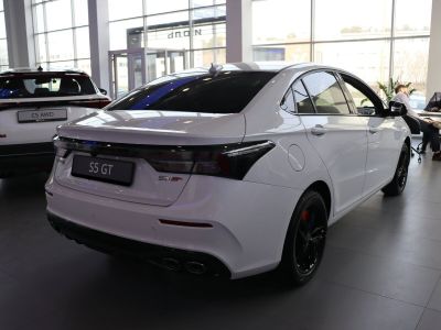 Omoda S5 GT Neo 1.6 АМТ превью 3