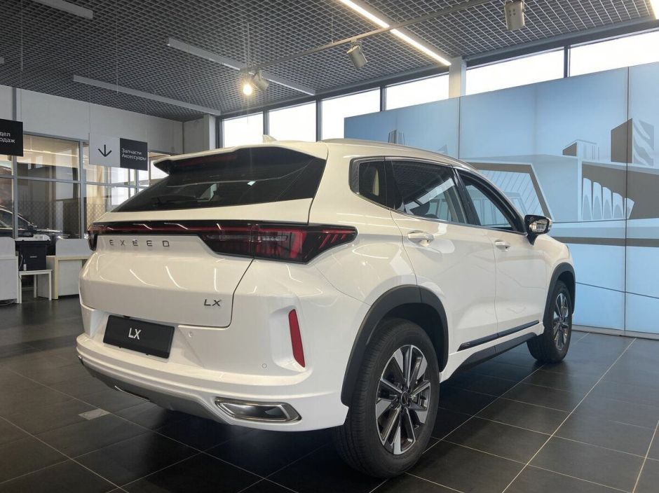 EXEED LX Luxury 1.5 CVT, 2024 фото 4