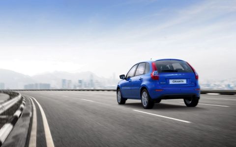 Lada Granta Хэтчбэк, Comfort 1.6 АКПП превью 5