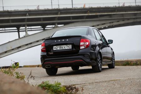 Lada Granta Sportline Комфорт  1.6 МКПП превью 4