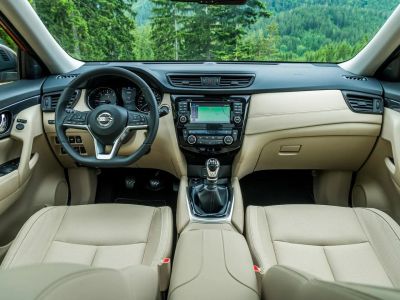 Nissan X-Trail XE 2.0 МКПП превью 2