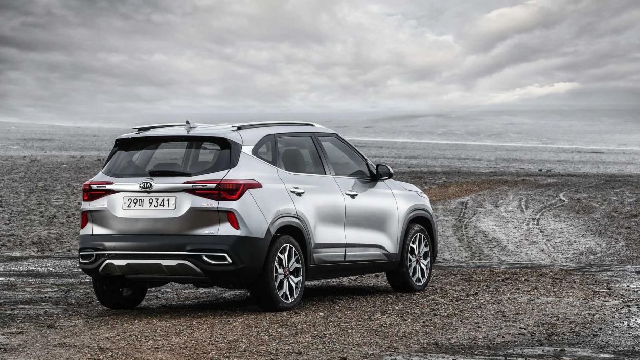 Kia Seltos KIA, Стиль / Style 2.0 CVT фото 2