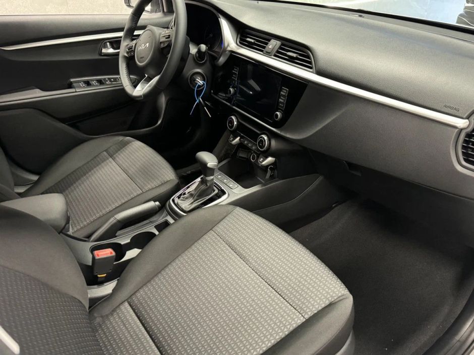 Solaris KRX Prestige 1.6 АКПП фото 5