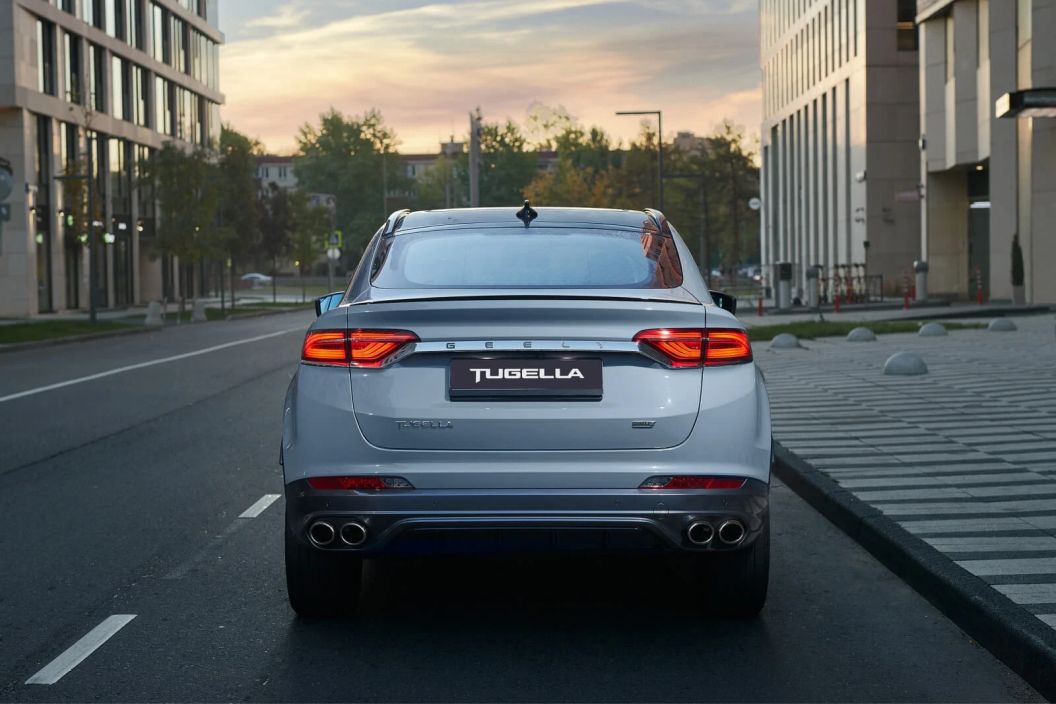Geely Tugella Флагман / Flagship 2.0 АКПП фото 8