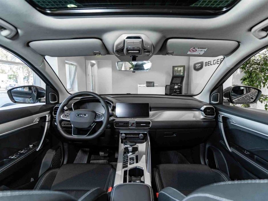 Belgee X50 Prestige 1.5 АМТ фото 9