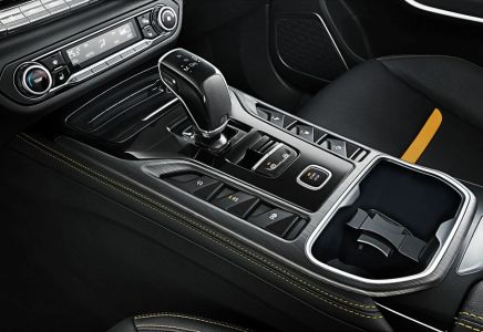 FAW Bestune T77 Faw, Люкс DCT / Luxury DCT 1.5 АКПП превью 4