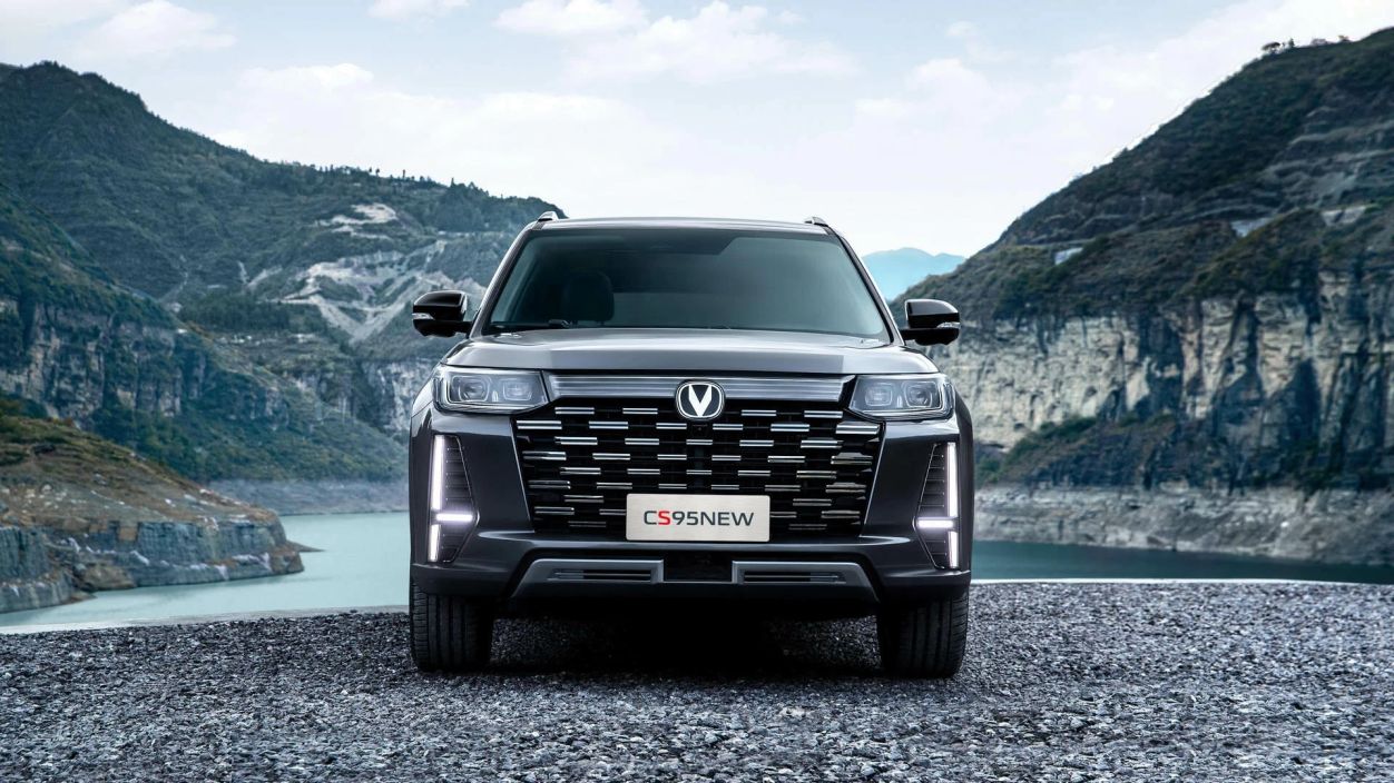 Changan CS95 Техно 2.0 АКПП фото 6