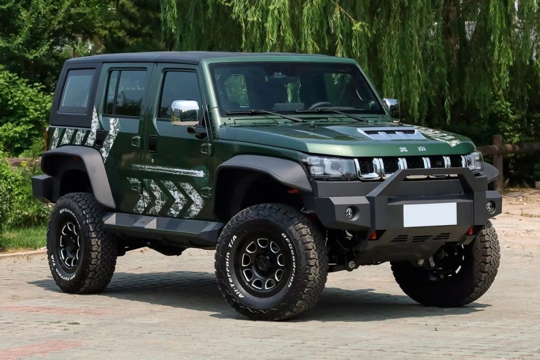Baic BJ40 BAIC БиДжей 40 (), Эксклюзив / Exclusive 2.0 АКПП фото 2