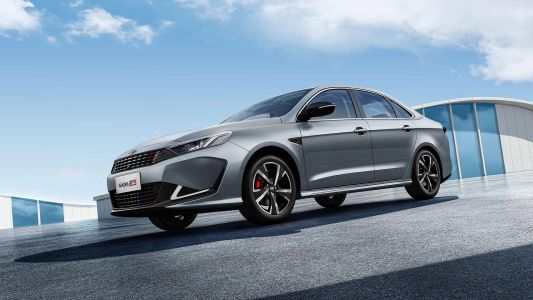 Kaiyi E5 KAIYI, Люкс / Luxury 1.5 АКПП превью 7
