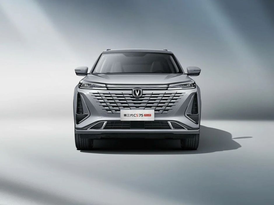 Changan CS75PLUS Комфорт / Comfort 1.5 АКПП фото 4