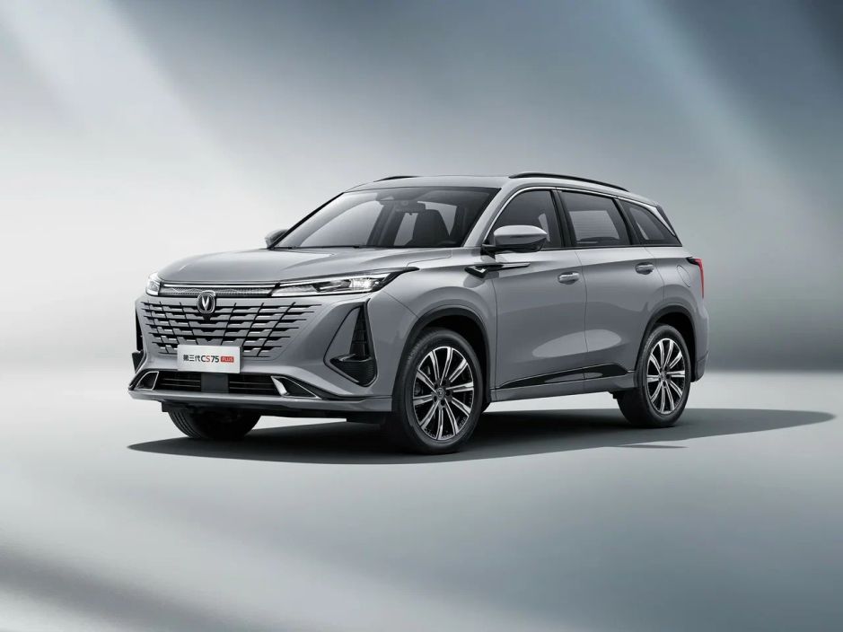 Changan CS75PLUS Luxe 2.0 АКПП фото 6