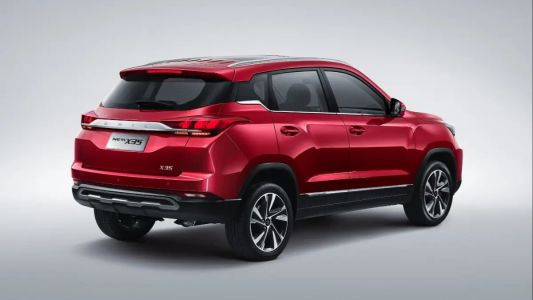 Baic X35 BAIC Икс 35 (), Фэшн / Fashion 1.5 CVT превью 6