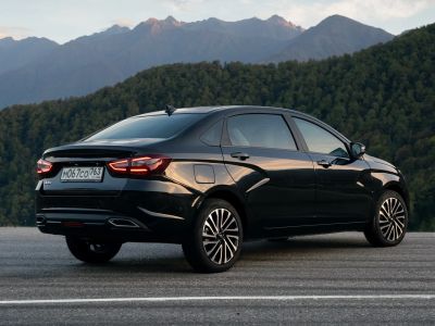 Lada Aura Статус'25 1.8 CVT превью 2