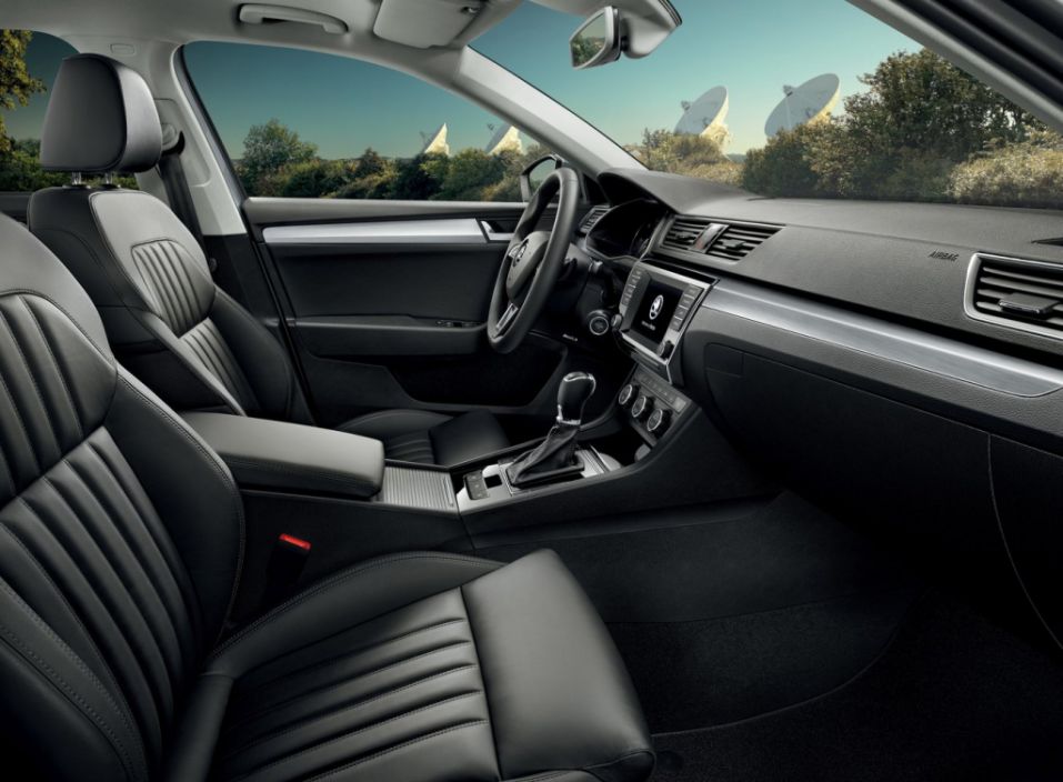 Skoda Superb Combi Амбиции / Ambition АКПП фото 3