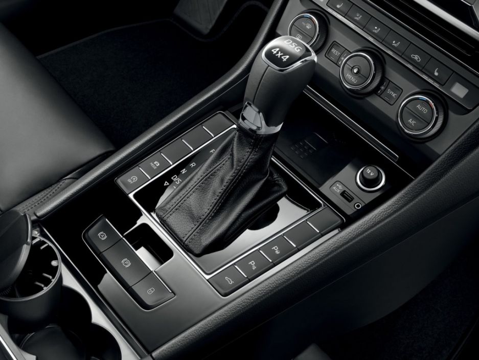 Skoda Superb Combi Амбиции / Ambition АКПП фото 6