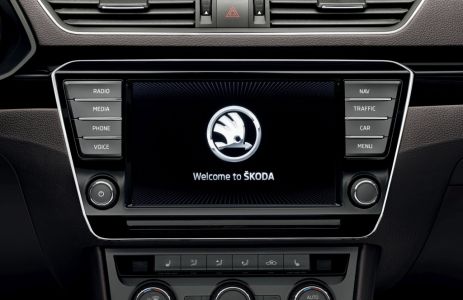 Skoda Superb Combi Лорин & Клемент / Laurin & Klement АКПП превью 5