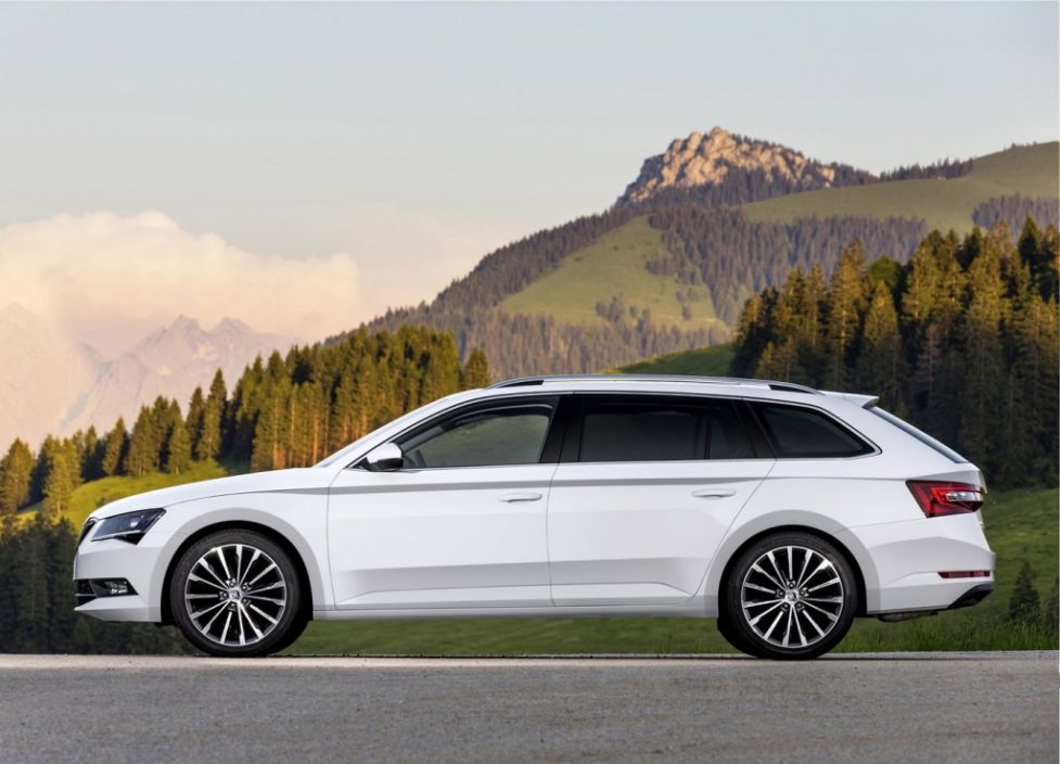 Skoda Superb Combi Амбиции / Ambition АКПП фото 10