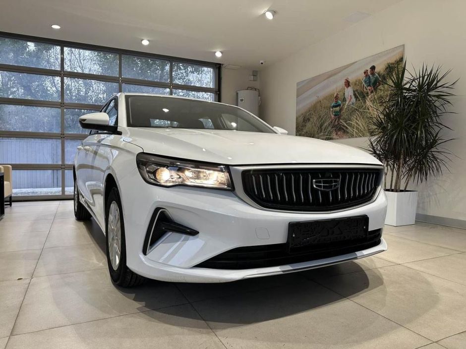 Geely Emgrand Comfort 1.5 АКПП фото 2