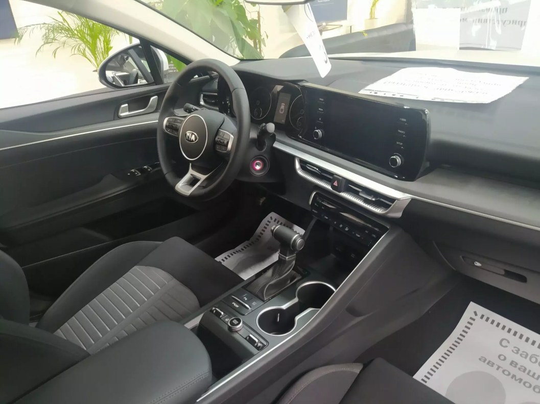 Kia K5 Comfort 2.0 АКПП фото 9