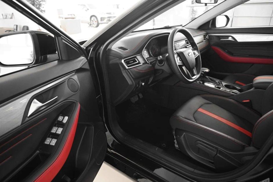 JAC J7 Luxury 1.5 CVT, 2024 фото 9