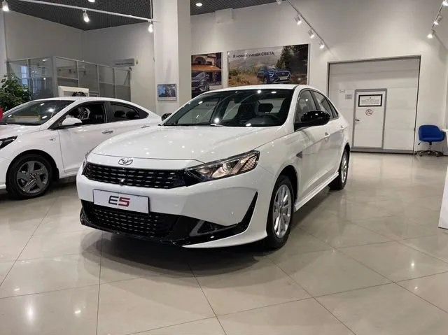Kaiyi E5 Luxury 1.5 CVT, 2025 фото 1