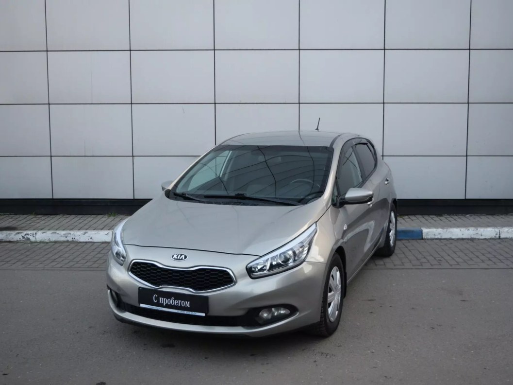 Kia Ceed Luxe 1.6 АКПП фото 3