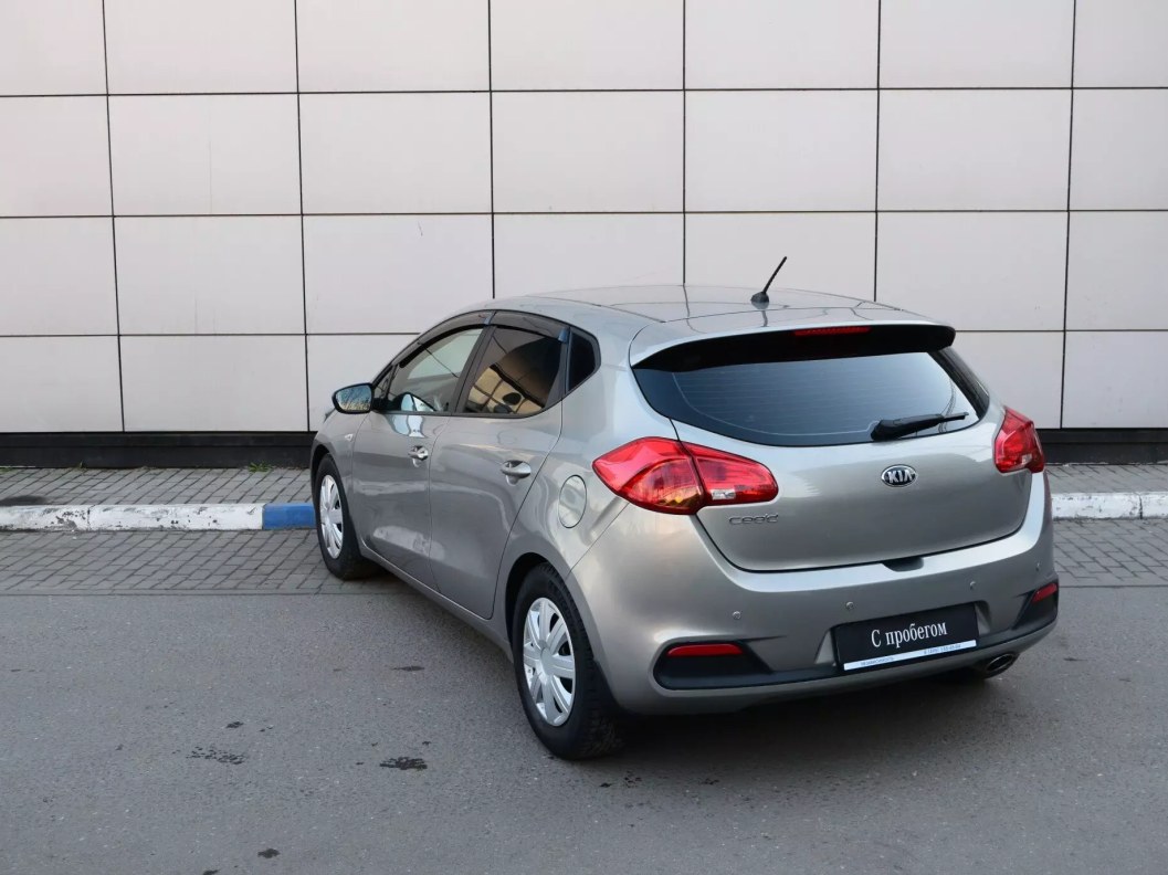 Kia Ceed Luxe 1.6 АКПП фото 6