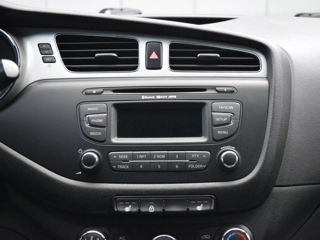 Kia Ceed Luxe 1.6 АКПП фото 14