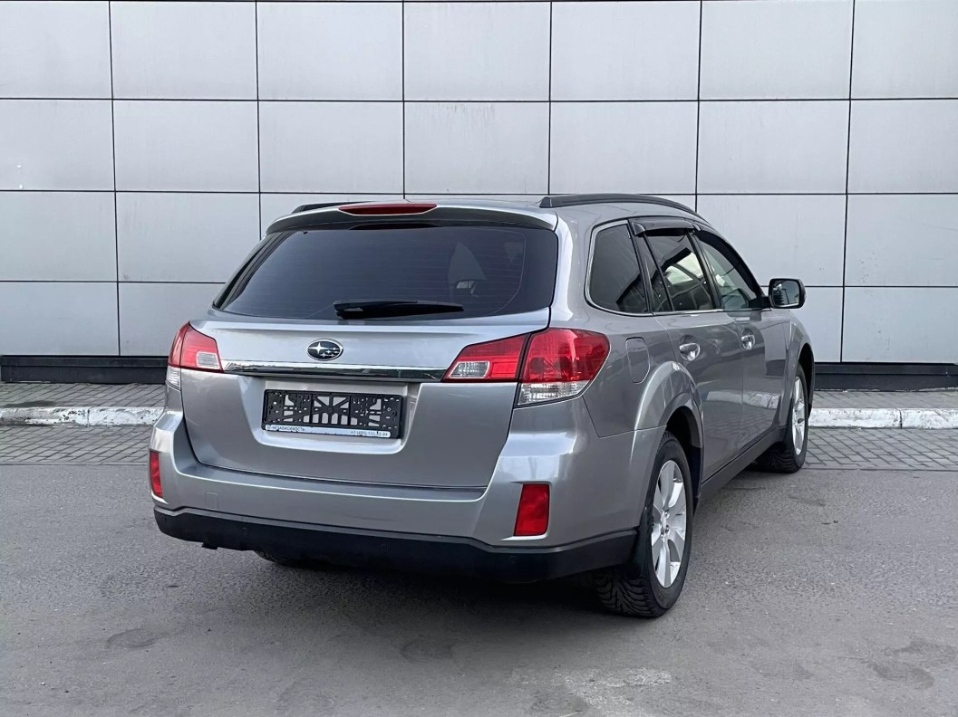 Subaru Outback BA 2.5  фото 4