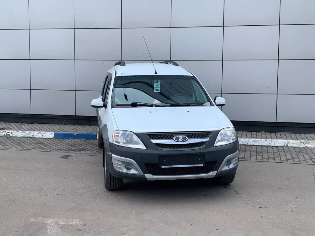 ВАЗ (Lada) Largus RS045-52-XL1 Luxe Glonass 1.6 МКПП фото 1