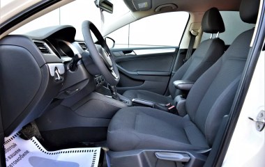 Volkswagen Jetta 1.6 АКПП превью 9
