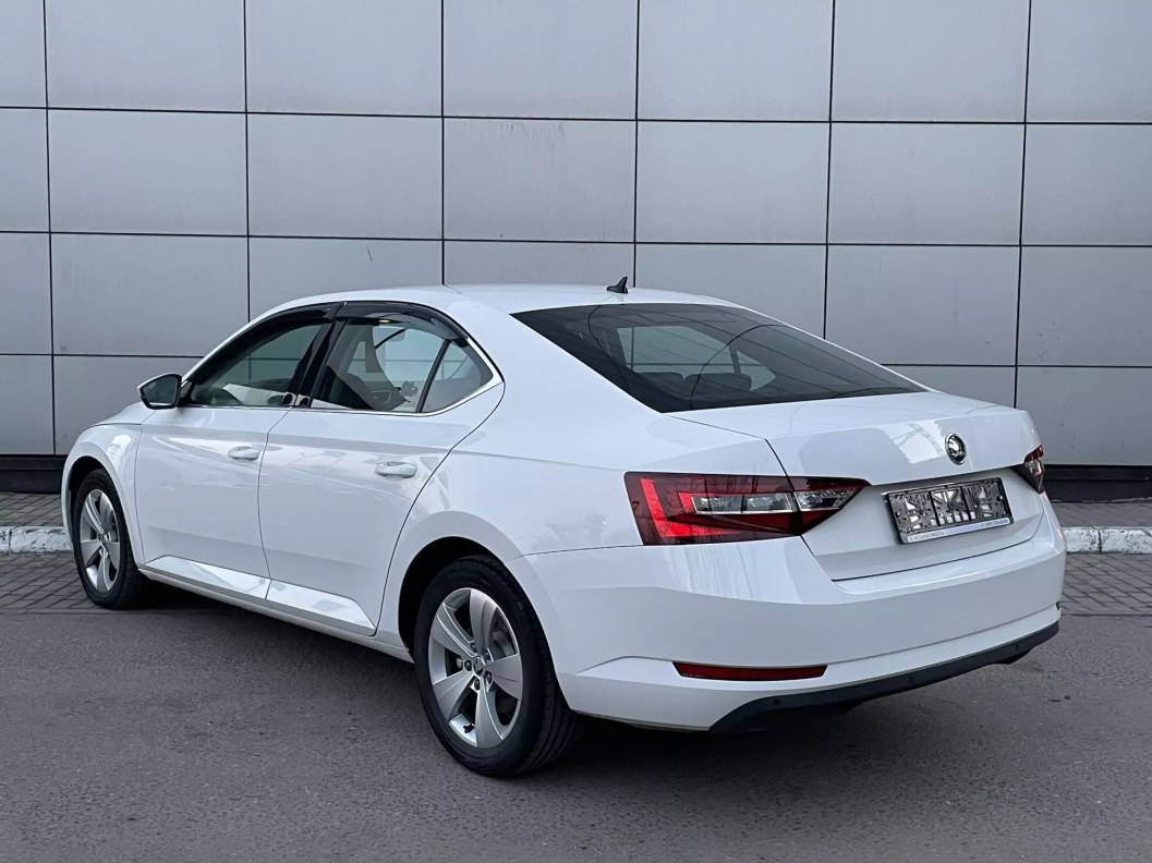 Skoda Superb Style 1.4 DSG фото 6