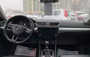 Skoda Superb Style 1.4 DSG превью 8