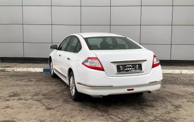 Nissan Teana 2.5 CVT превью 8