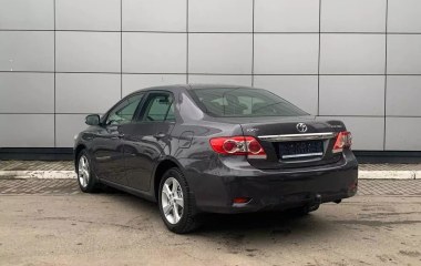 Toyota Corolla Элеганс плюс 1.6 АКПП превью 8