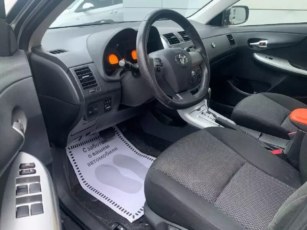 Toyota Corolla Элеганс плюс 1.6 АКПП фото 9