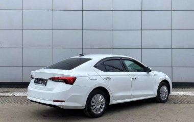 Skoda Octavia 1.4 АКПП превью 6