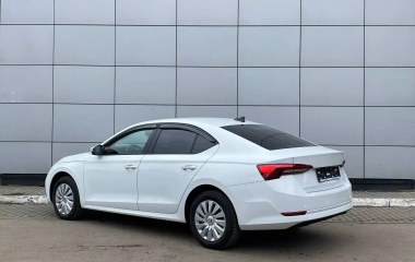 Skoda Octavia 1.4 АКПП превью 8