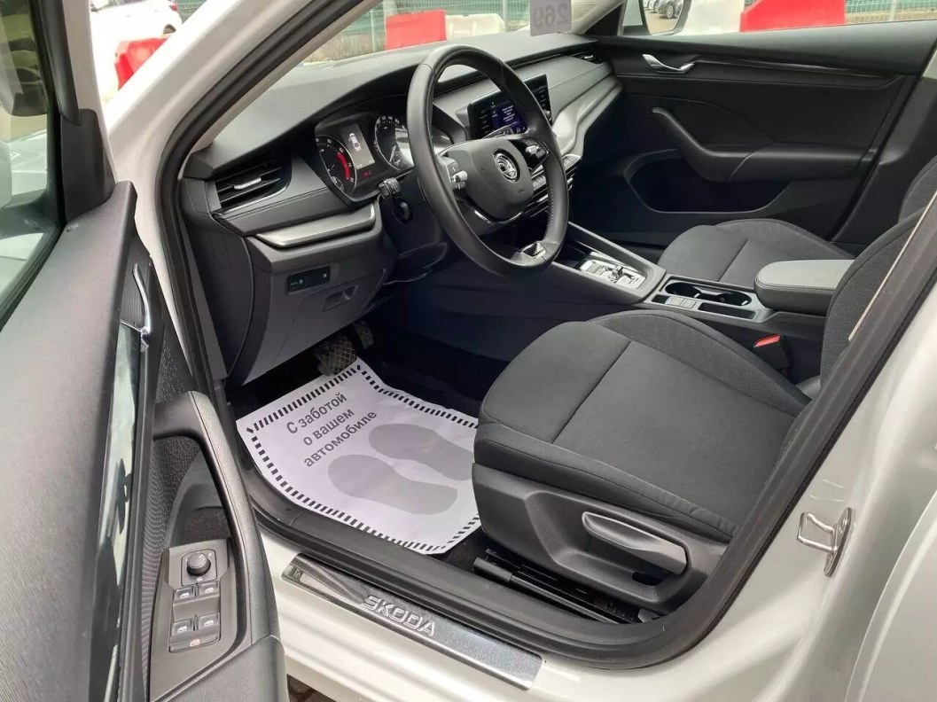 Skoda Octavia 1.4 АКПП фото 9