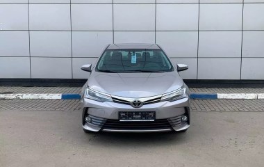 Toyota Corolla 1.8 CVT превью 2