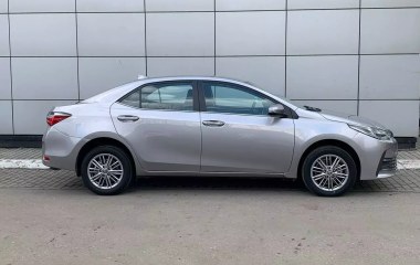Toyota Corolla 1.8 CVT превью 4