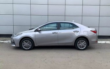 Toyota Corolla 1.8 CVT превью 5
