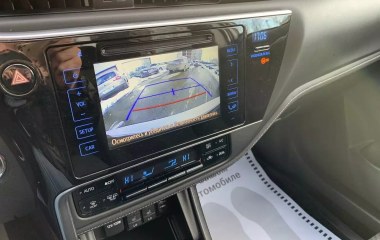 Toyota Corolla 1.8 CVT превью 12