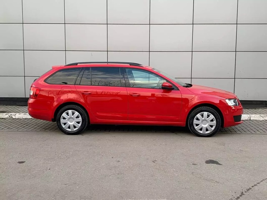 Skoda Octavia 1.6 АКПП фото 4